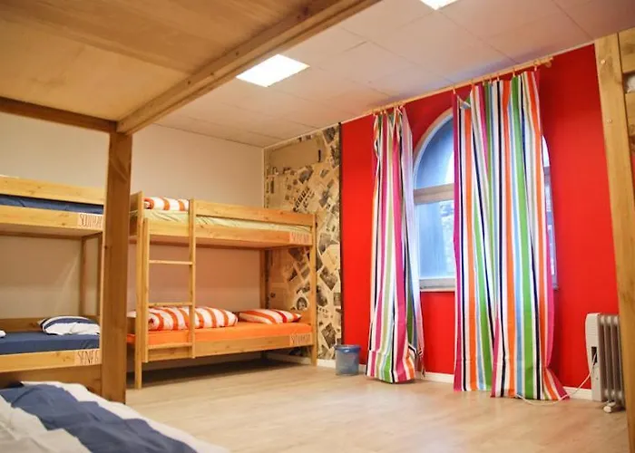 ホステル Red Emperor *