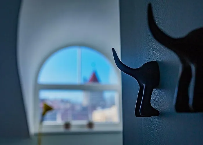 Хостел Red Emperor *