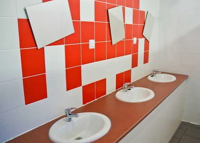 Hostel Red Emperor Ταλίν